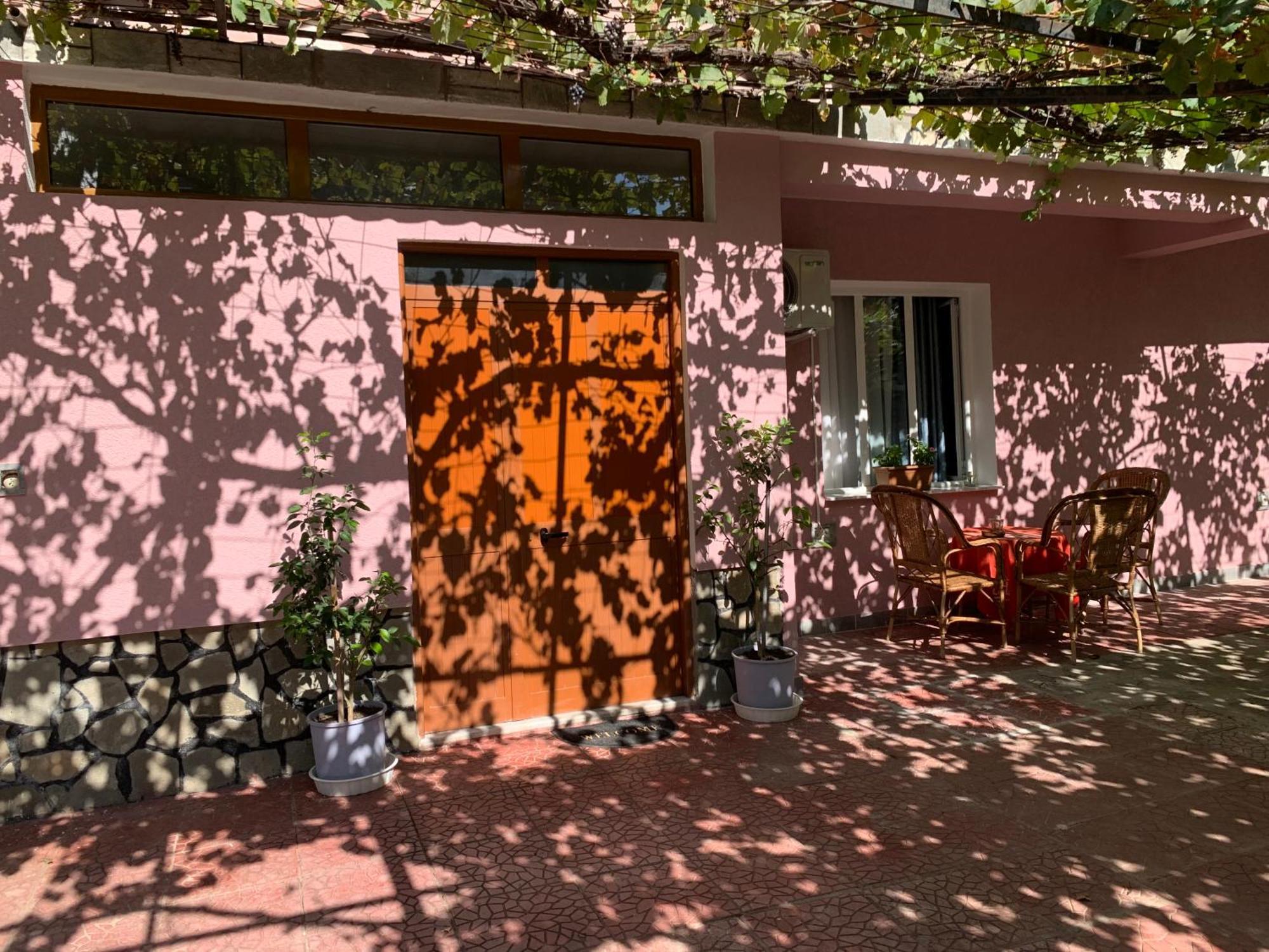 Vila Spaho Korce Exteriér fotografie