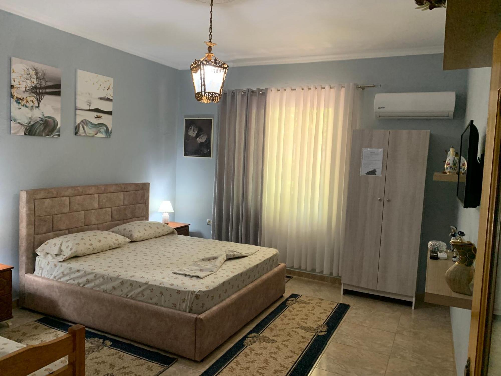 Vila Spaho Korce Exteriér fotografie